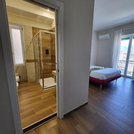 B&B Salerno Urban Suite 57 Екстер'єр фото