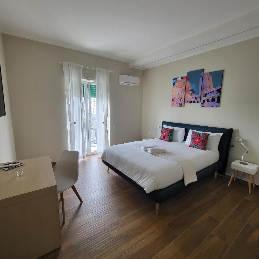 B&B Salerno Urban Suite 57 Екстер'єр фото