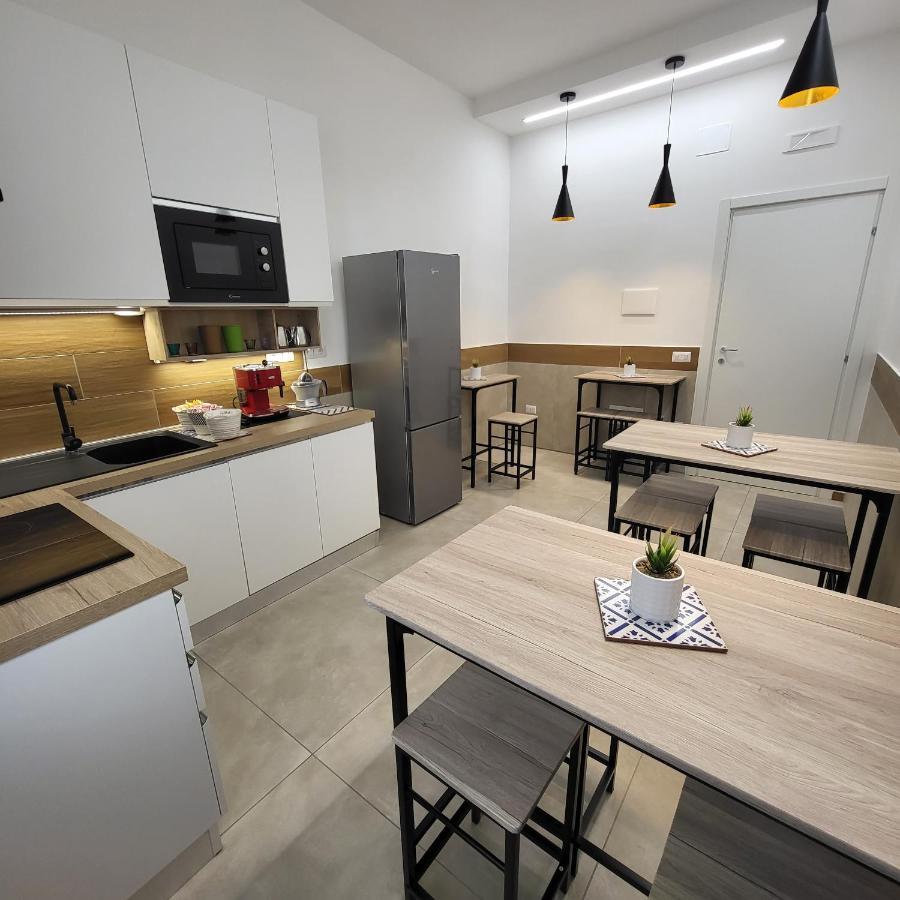 B&B Salerno Urban Suite 57 Екстер'єр фото