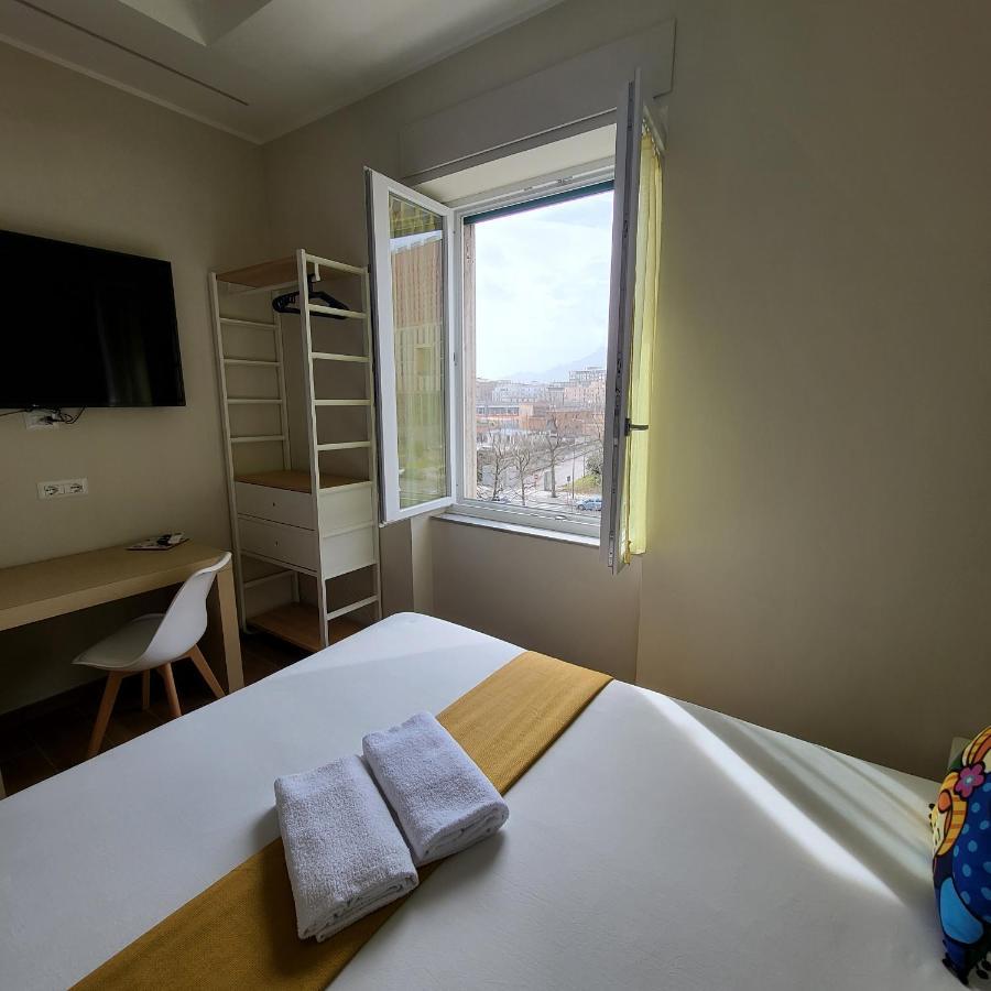 B&B Salerno Urban Suite 57 Екстер'єр фото