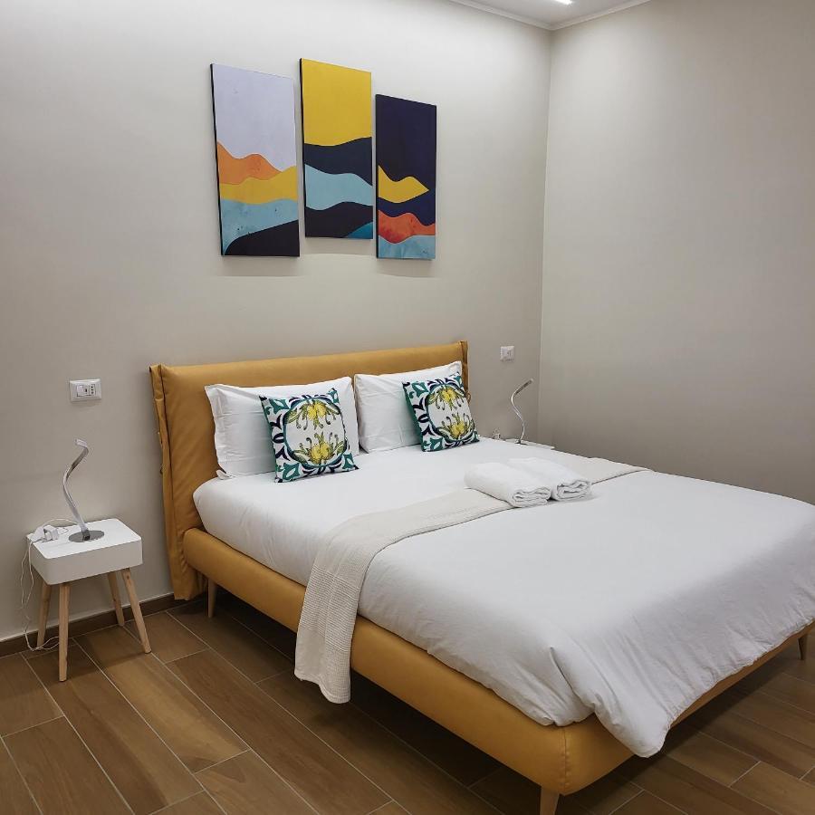 B&B Salerno Urban Suite 57 Екстер'єр фото