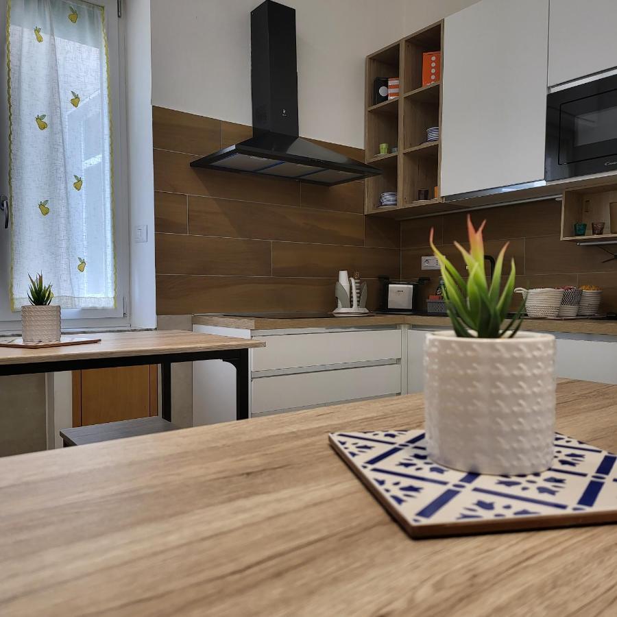 B&B Salerno Urban Suite 57 Екстер'єр фото
